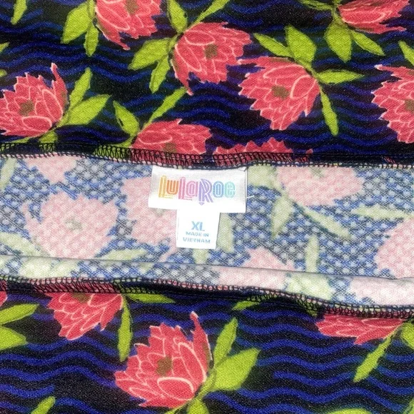 NWT LuLaRoe Cassie Skirt - Picture 4 of 12